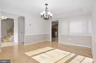 4111 Meadow Hill Ln, Fairfax, VA 22033 - Photo 9
