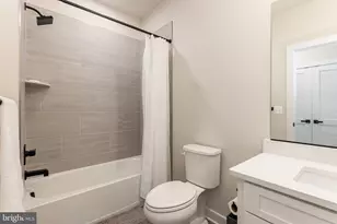 12850 Mosaic Pk Wy, Herndon, VA 20171 - Photo 21
