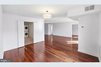 8380 Greensboro Drive #607, McLean, VA 22102 - Photo 7