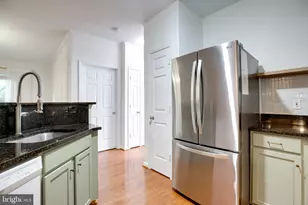 5172 William Colin Ct, Centreville, VA 20120 - Photo 17