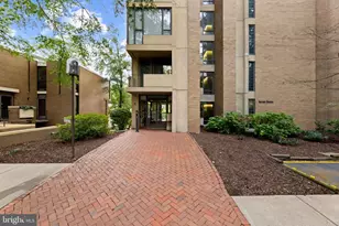 11400 Washington Plaza W, Reston, VA 20190 - Photo 29