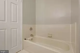 2219 Cedar Mill Ct, Vienna, VA 22182 - Photo 29