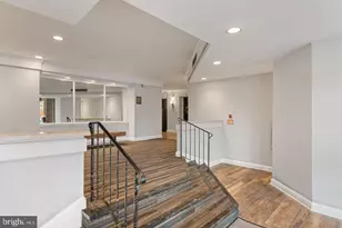 7753 Patriot Dr, Annandale, VA 22003 - Photo 3