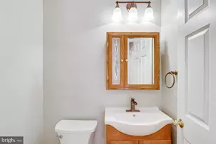 10507 Cavalcade St, Great Falls, VA 22066 - Photo 33