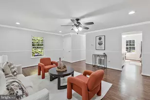 6401 Old Scotts Ct, Springfield, VA 22152 - Photo 11