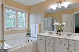 9089 Acheson Ct, Lorton, VA 22079 - Photo 25