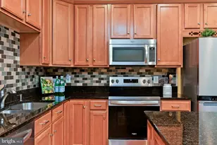 9089 Acheson Ct, Lorton, VA 22079 - Photo 11