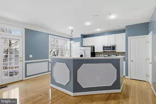 2454 Curie Ct, Herndon, VA 20171 - Photo 7