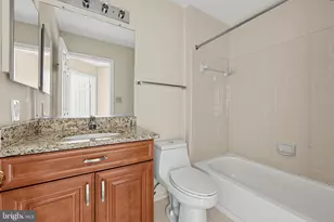 7427 Salford Ct, Alexandria, VA 22315 - Photo 11
