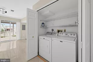 7427 Salford Ct, Alexandria, VA 22315 - Photo 15