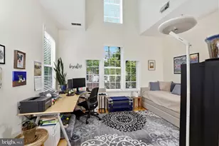 1369 Garden Wall Cir, Reston, VA 20194 - Photo 25