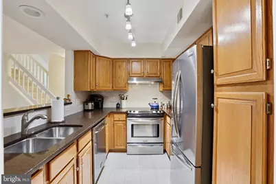 1369 Garden Wall Circle #714, Reston, VA 20194 - Photo 7