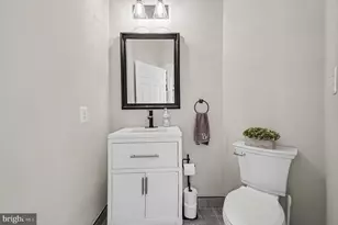 1319 Gatesmeadow Way, Reston, VA 20194 - Photo 17