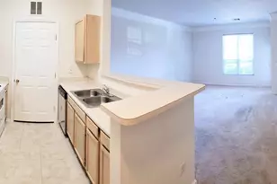 1521 Spring Gate Dr., McLean, VA 22102 - Photo 5