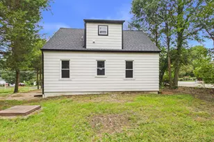 2610 Beacon Hill Rd, Alexandria, VA 22306 - Photo 3