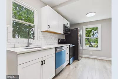 2610 Beacon Hill Road, Alexandria, VA 22306 - Photo 17
