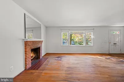 6524 Oakwood Drive, Falls Church, VA 22041 - Photo 9