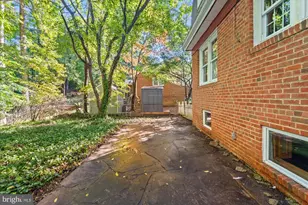 6524 Oakwood Dr, Falls Church, VA 22041 - Photo 39