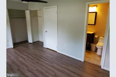9847 Oakdale Woods Court, Vienna, VA 22181 - Photo 5