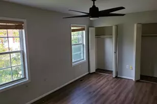 9847 Oakdale Woods Ct, Vienna, VA 22181 - Photo 3