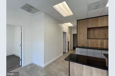 7004 Little River #B, Annandale, VA 22003 - Photo 5