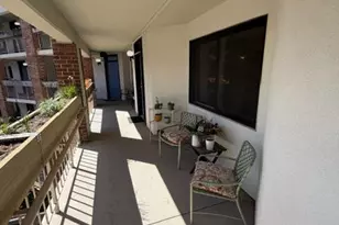1951 Sagewood, Reston, VA 20191 - Photo 5