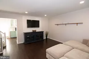 4032 Championship Dr, Annandale, VA 22003 - Photo 9
