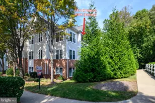 1511 N N Point Dr, Reston, VA 20194 - Photo 3