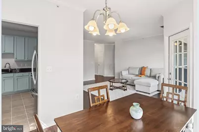 1511 N N Point Drive #304, Reston, VA 20194 - Photo 9