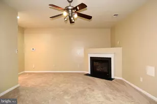 7810 Locust Leaf Ln, Alexandria, VA 22315 - Photo 7