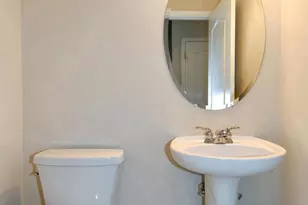 7810 Locust Leaf Ln, Alexandria, VA 22315 - Photo 29