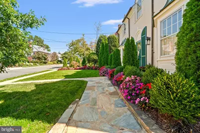 2109 Foresthill Road, Alexandria, VA 22307 - Photo 3