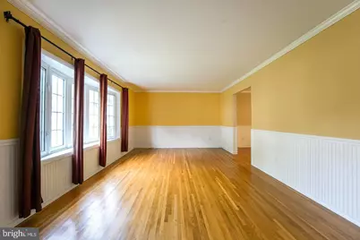 7212 Hadlow Drive, Springfield, VA 22152 - Photo 11