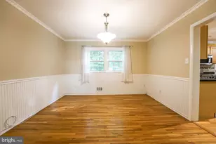 7212 Hadlow Dr, Springfield, VA 22152 - Photo 9