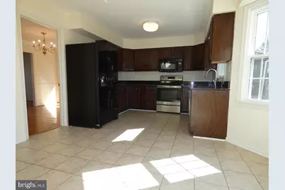 8205 Bell Lane, Vienna, VA 22182 - Photo 3