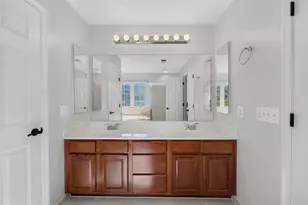 5326 Rosemallow Cir, Centreville, VA 20120 - Photo 29