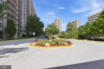 3713 S George Mason Drive #810, Falls Church, VA 22041 - Photo 33