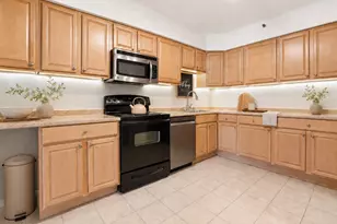 3713 S George Mason Dr, Falls Church, VA 22041 - Photo 5