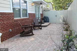 7703 Newcastle Dr, Annandale, VA 22003 - Photo 11