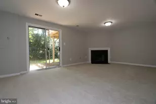 2989 Braxton Wood Ct, Fairfax, VA 22031 - Photo 13