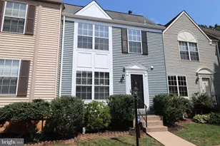 2989 Braxton Wood Ct, Fairfax, VA 22031 - Photo 1