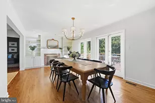 8461 Holly Leaf Dr, McLean, VA 22102 - Photo 11