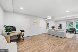 8461 Holly Leaf Dr, McLean, VA 22102 - Photo 57