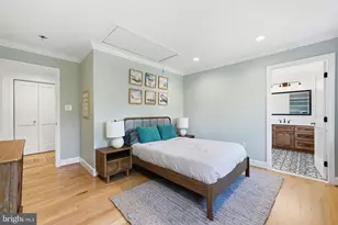 8461 Holly Leaf Dr, McLean, VA 22102 - Photo 45