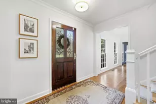 8461 Holly Leaf Dr, McLean, VA 22102 - Photo 23