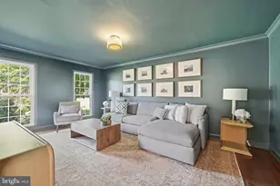 8461 Holly Leaf Dr, McLean, VA 22102 - Photo 5