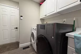 8312 Ivy Green Rd, Fairfax Station, VA 22039 - Photo 29