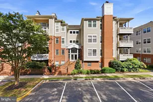 4215 Mozart Brigade Ln, Fairfax, VA 22033 - Photo 1