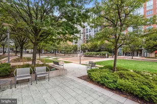 1988 Crescent Park Dr, Reston, VA 20190 - Photo 67