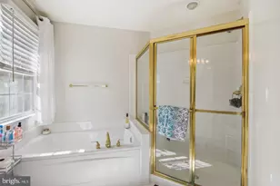 1988 Crescent Park Dr, Reston, VA 20190 - Photo 29